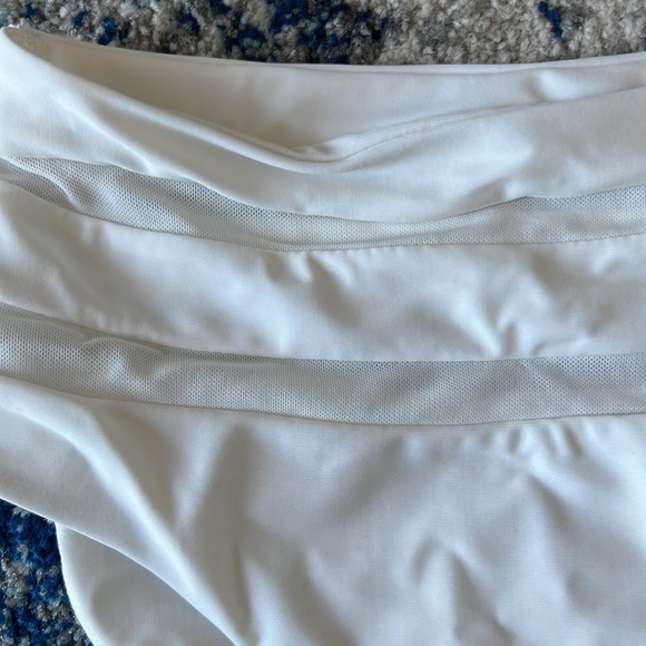 Cashel High Waist Bottom in White
Lovers and Friends XS - Picture 5 of 8